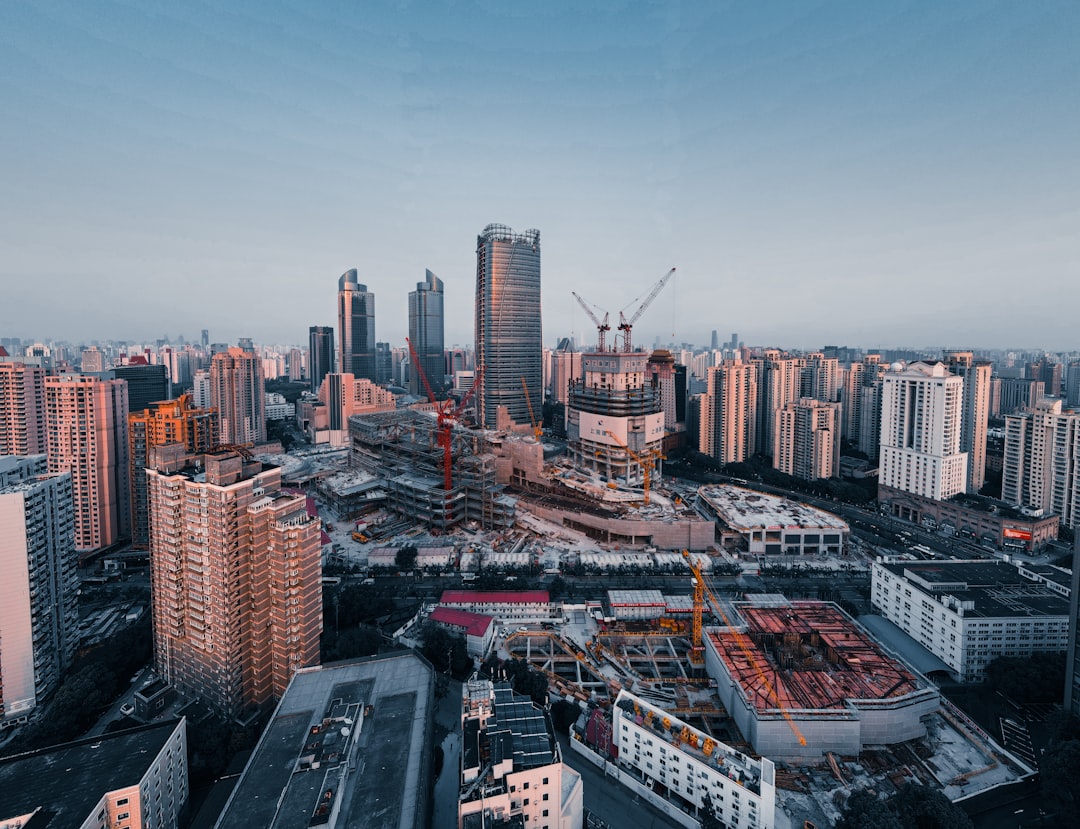 外贸公司官网建设指南：如何打造高转化率的国际贸易展示平台