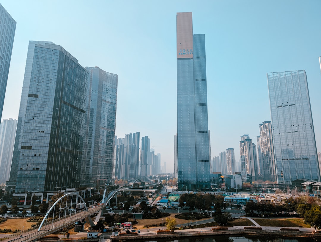 深圳网站建设公司哪家好？2025年深圳Top10网站建设公司全面评测与推荐