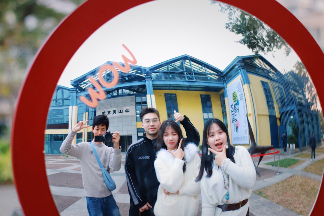 来宾网络推广公司怎么选？制糖企业如何通过SEO优化获得精准客户