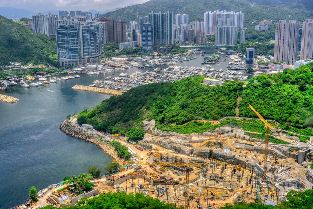 南宁建设网站怎么选？企业官网设计公司对比指南