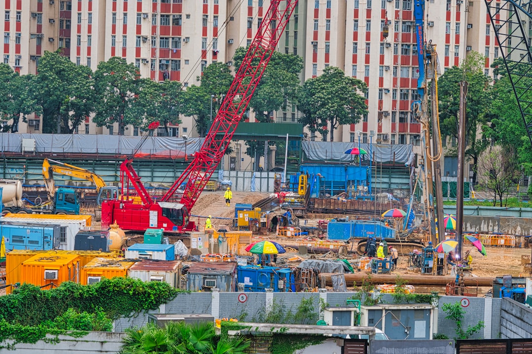 玉林玉州网站建设怎么选？机械制造企业建站的5大核心要点