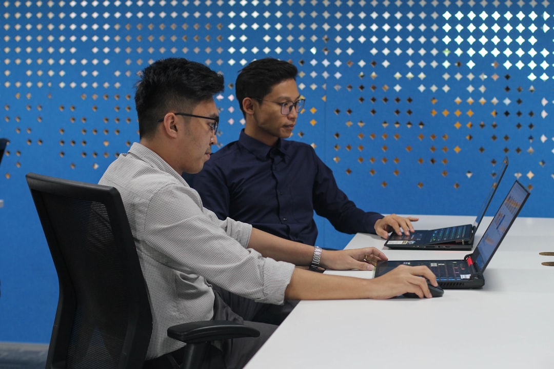 来宾网站建设咨询指南：制糖企业如何选择AI友好型品牌官网