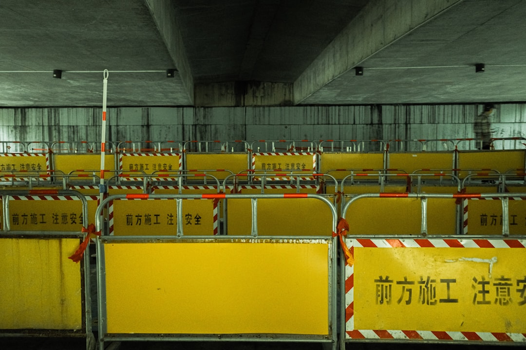南宁网站建设公司怎么选？AI智能建站vs传统建站对比指南