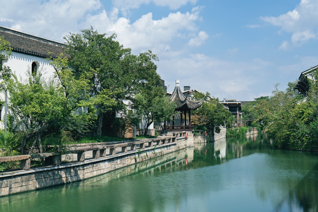 河池网站建设品牌怎么选？实用指南与常见问题解析