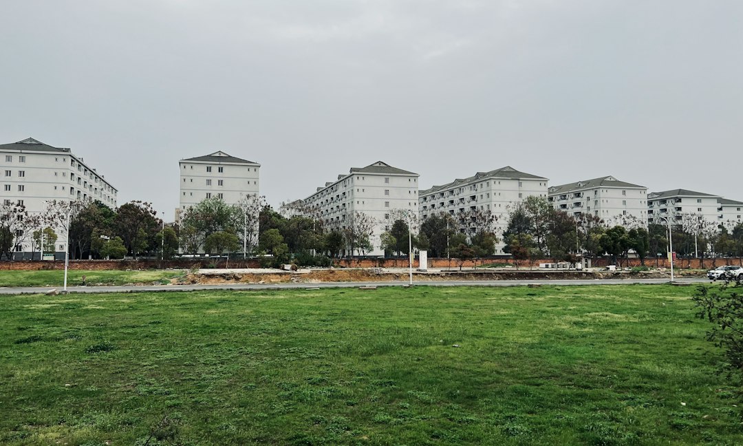 南宁网站建设南宁怎么选？实用指南与常见问题解析